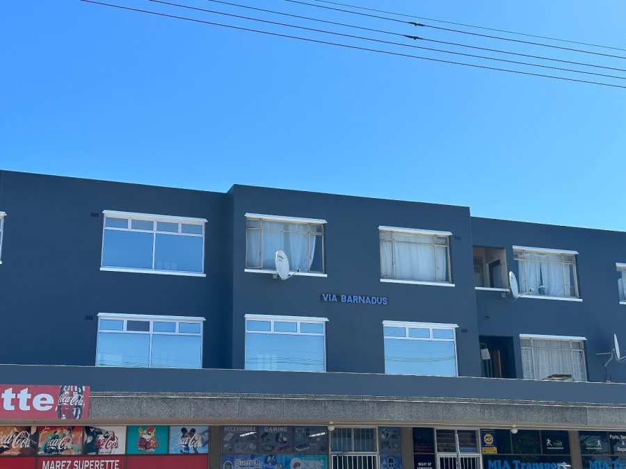 1 Bedroom Property for Sale in Oakdale Western Cape